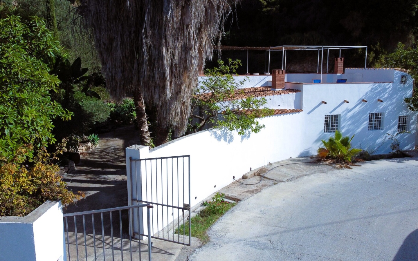 Los Guajares. Two bedroom cortijo